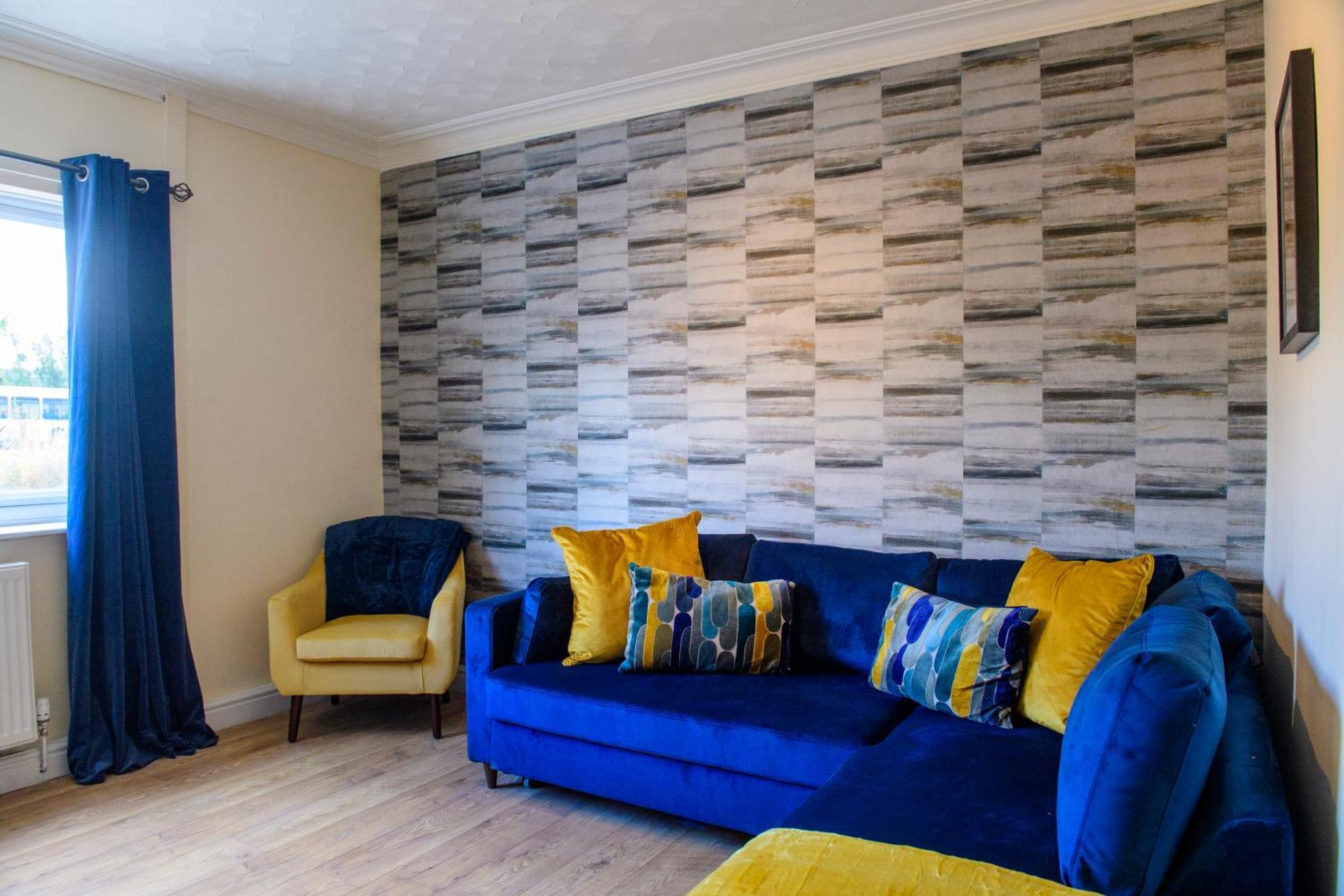 فيلا Stunning House - Sleeps 7 - 5 Mins Walk To Lincoln High Street - Parking - Wifi المظهر الخارجي الصورة
